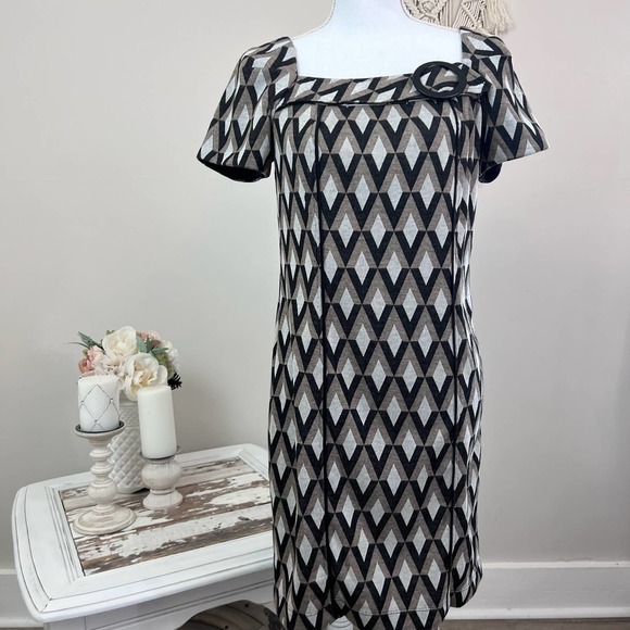 Dress Barn Geometric Pattern Fitted Stretch Knit Dress. Sz. 6. Item #345 - Picture 1 of 8